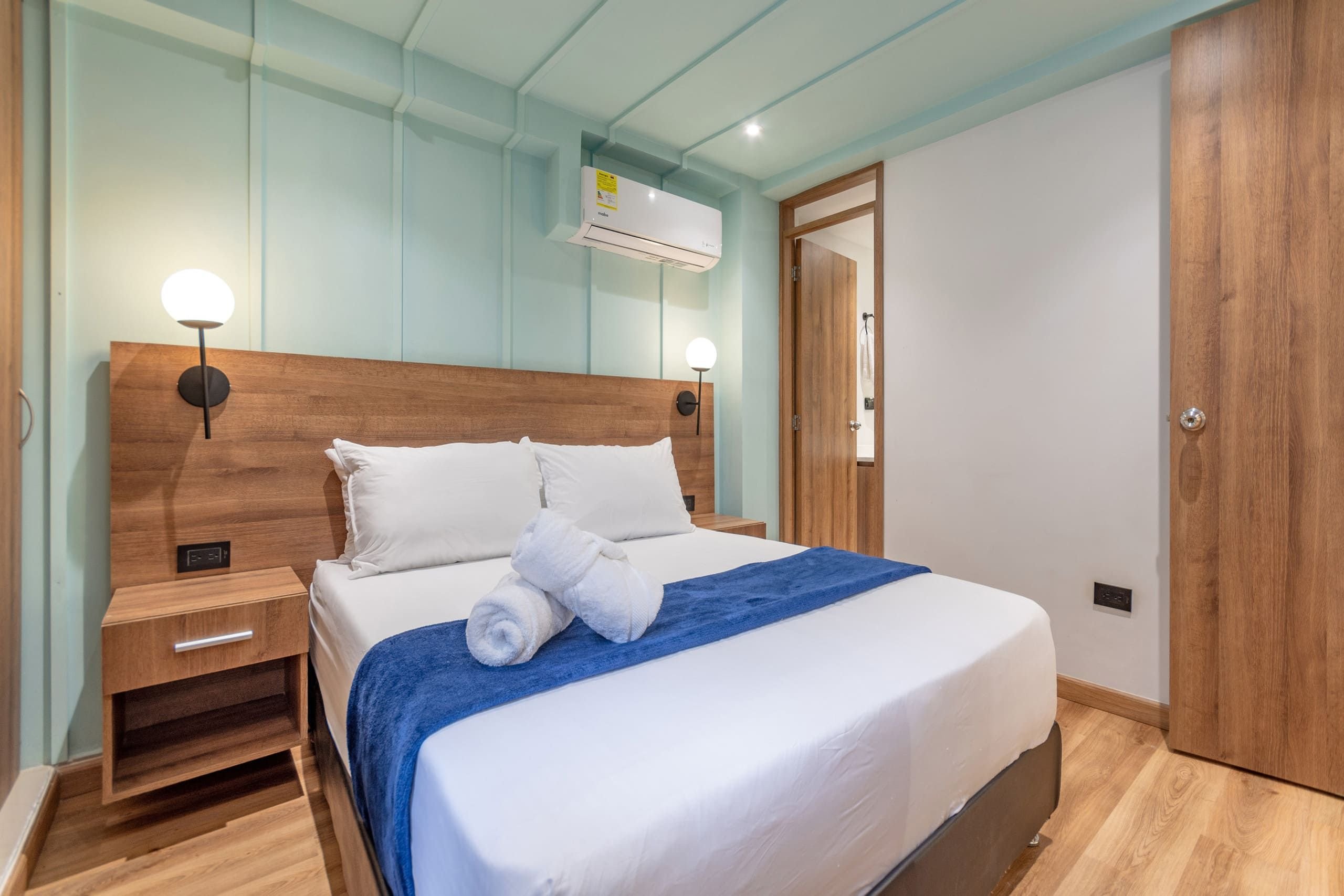 BI102 Oasis de lujo |Jacuzzi privado | zona médica — foto 4