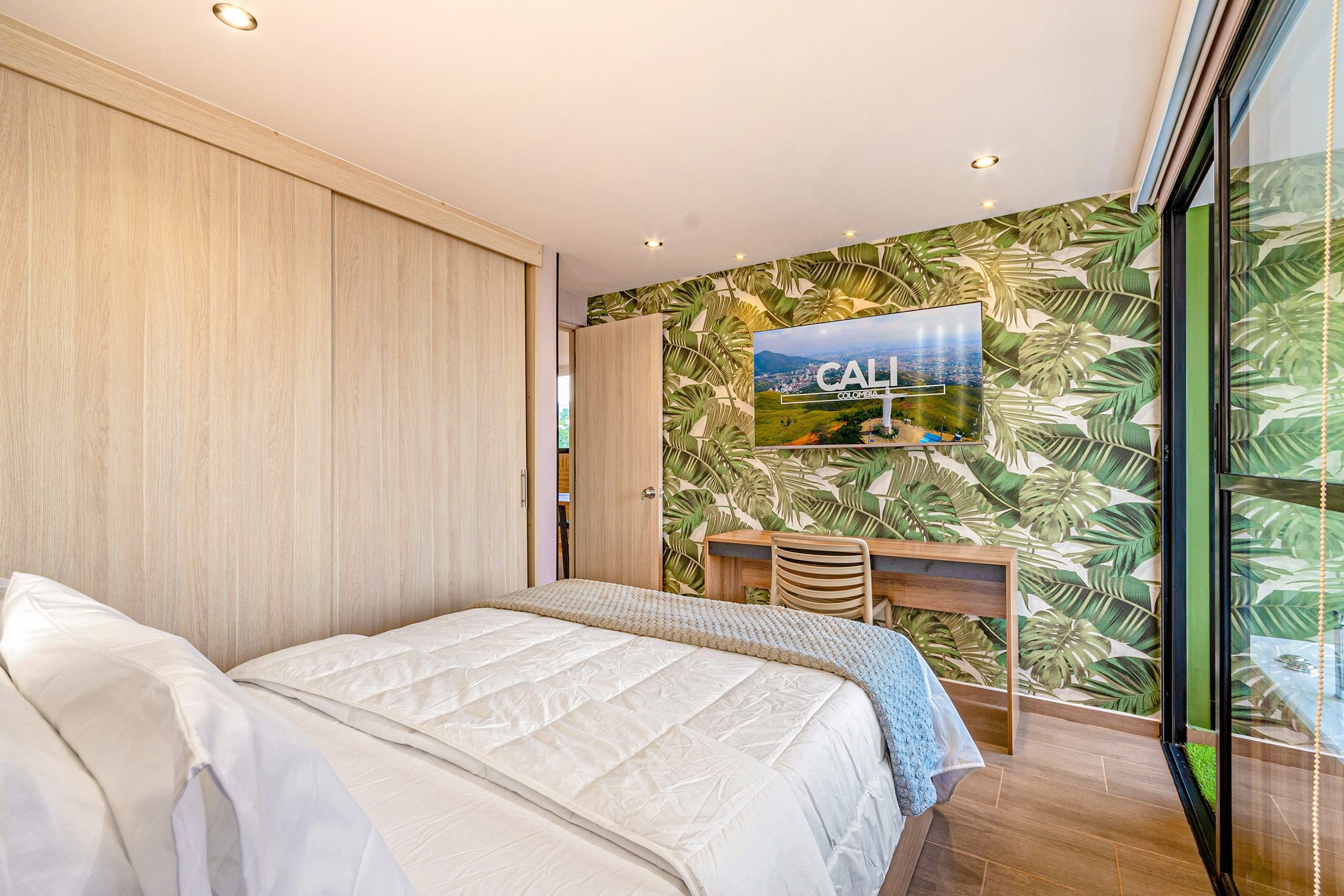 H702 Bali Chic apt: Jacuzzi, Lujo y Vista 180° — foto 3