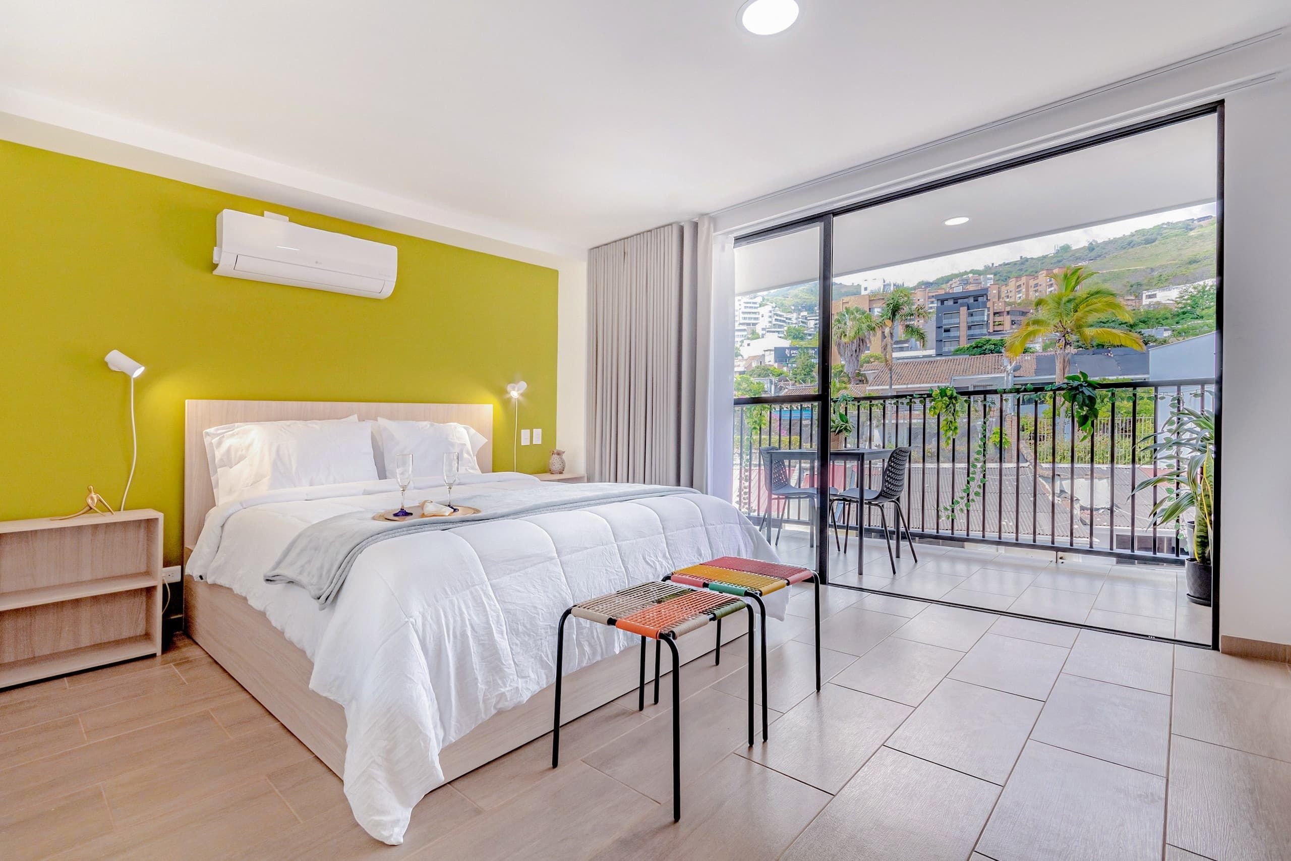 H401 | Loft boutique con Balcón | WIFI 5G + Cowork — foto 2