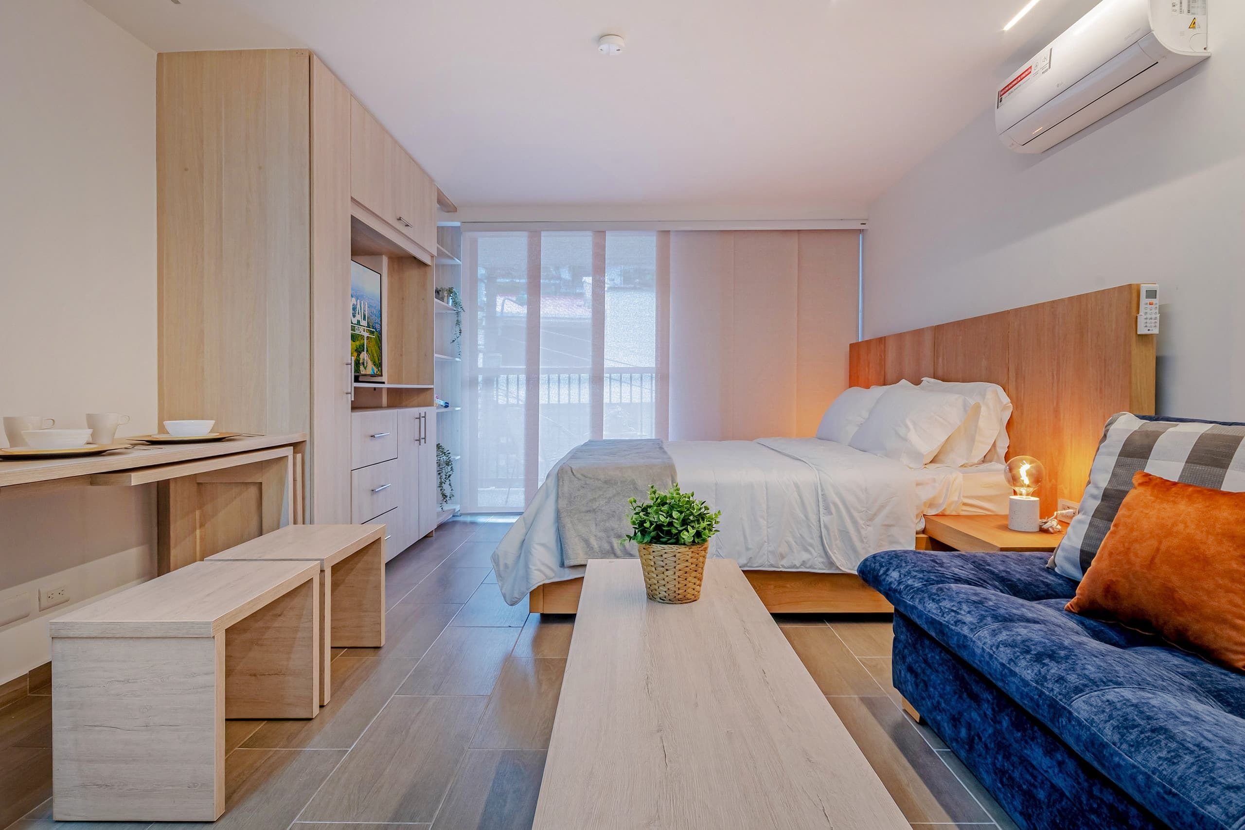 H209 | Modern Loft w/ mountain View & WiFi 350 mbs — foto 4
