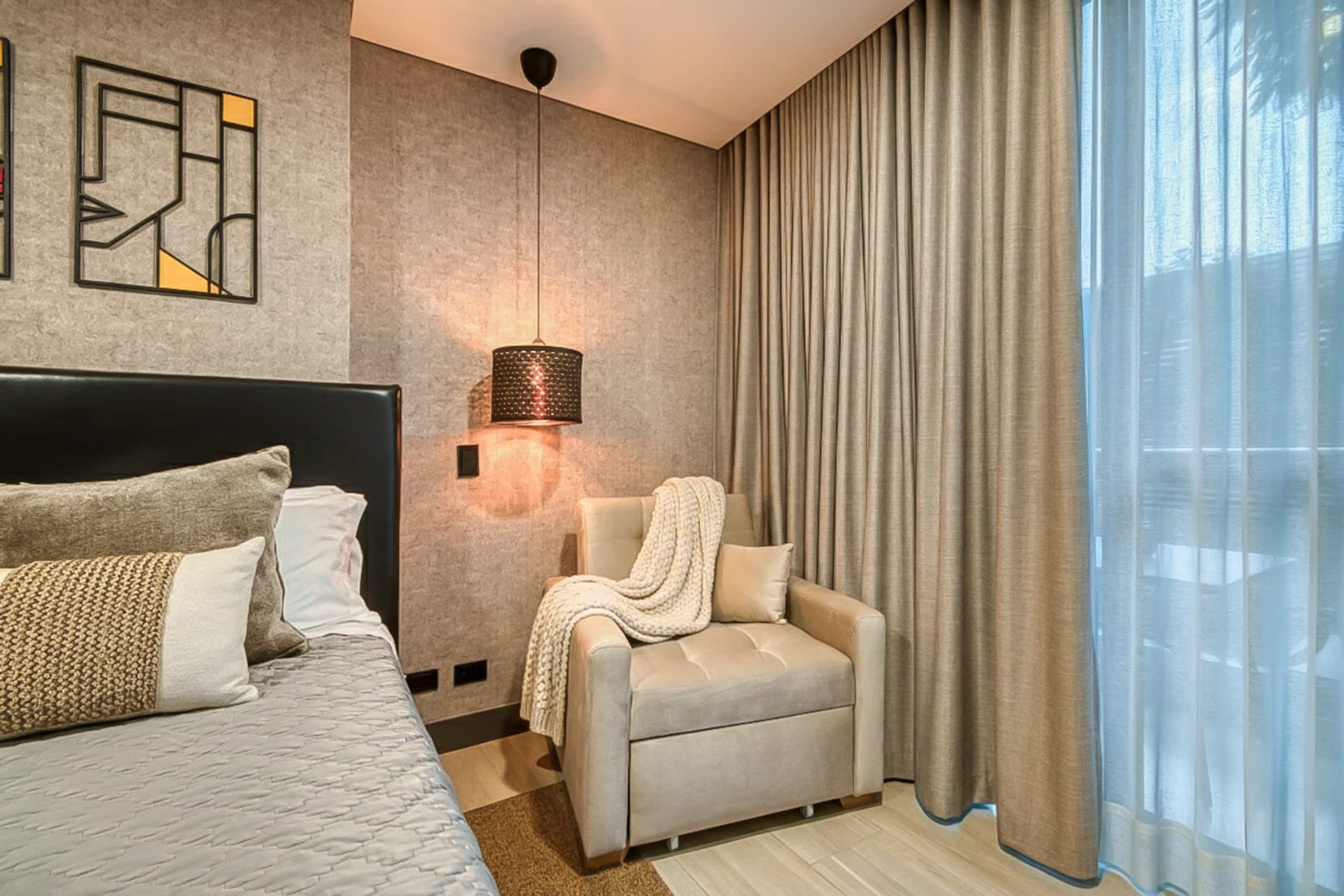 R304I Loft con balcón y piscina infinita • WiFi 5G — foto 2
