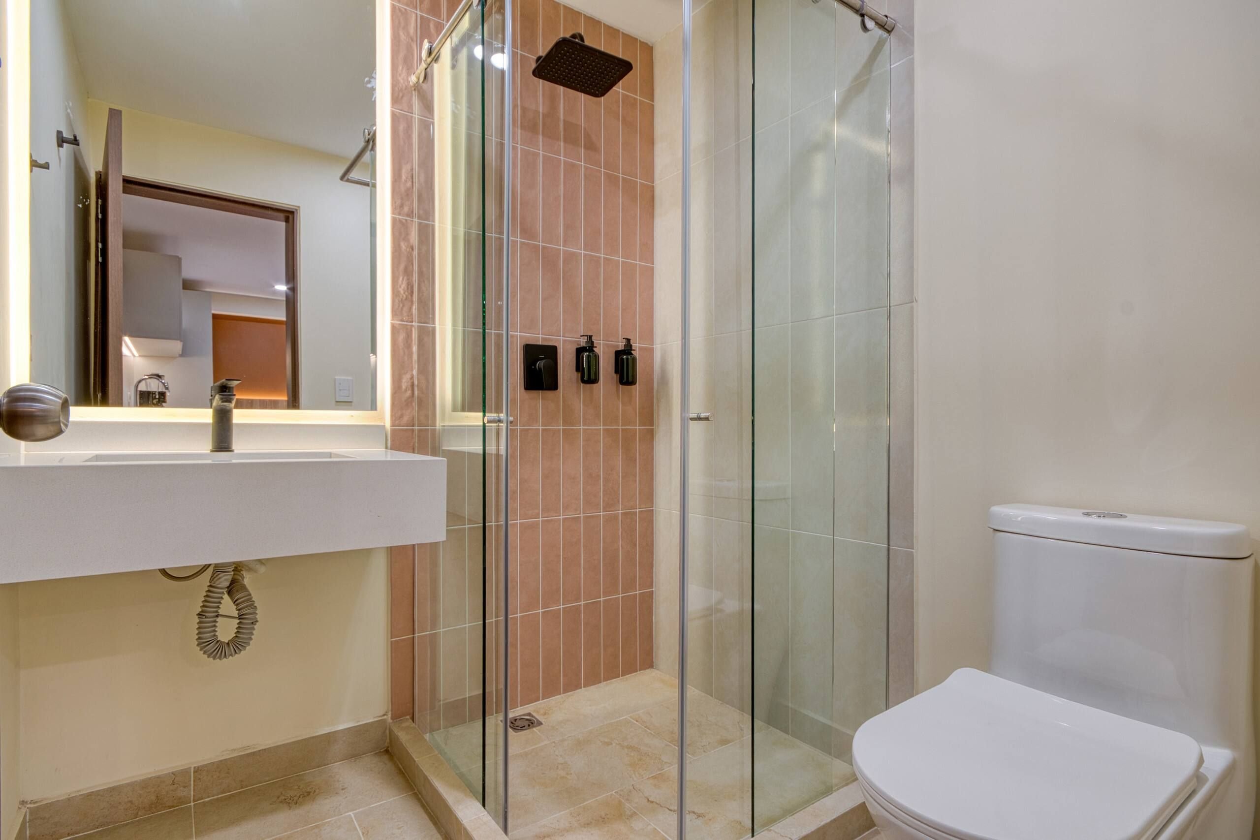 P202 | 1BD Luxury suite | smart & self check in — foto 4